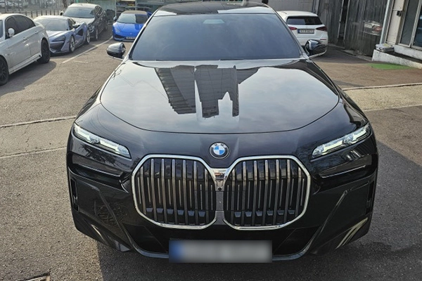 자신만만렌터카연구소 BMW 740i