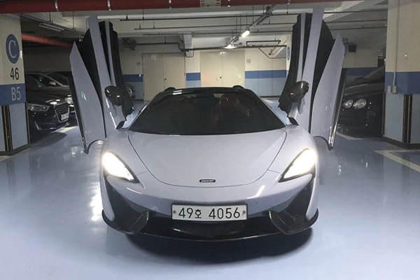 자신만만렌터카연구소 맥라렌 570S 스파이더